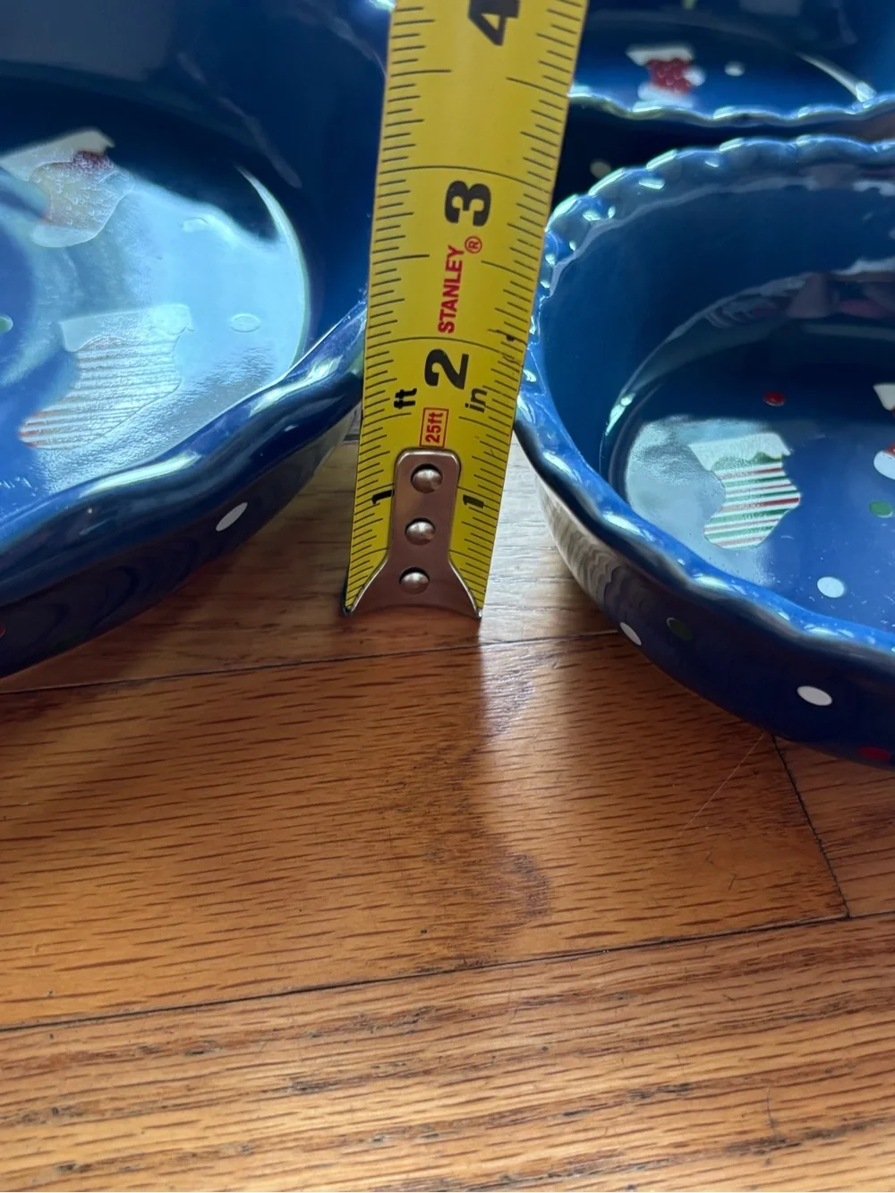 Nantucker Blue Holiday Stocking Ceramic Pie Pan Bowl Set NWOT